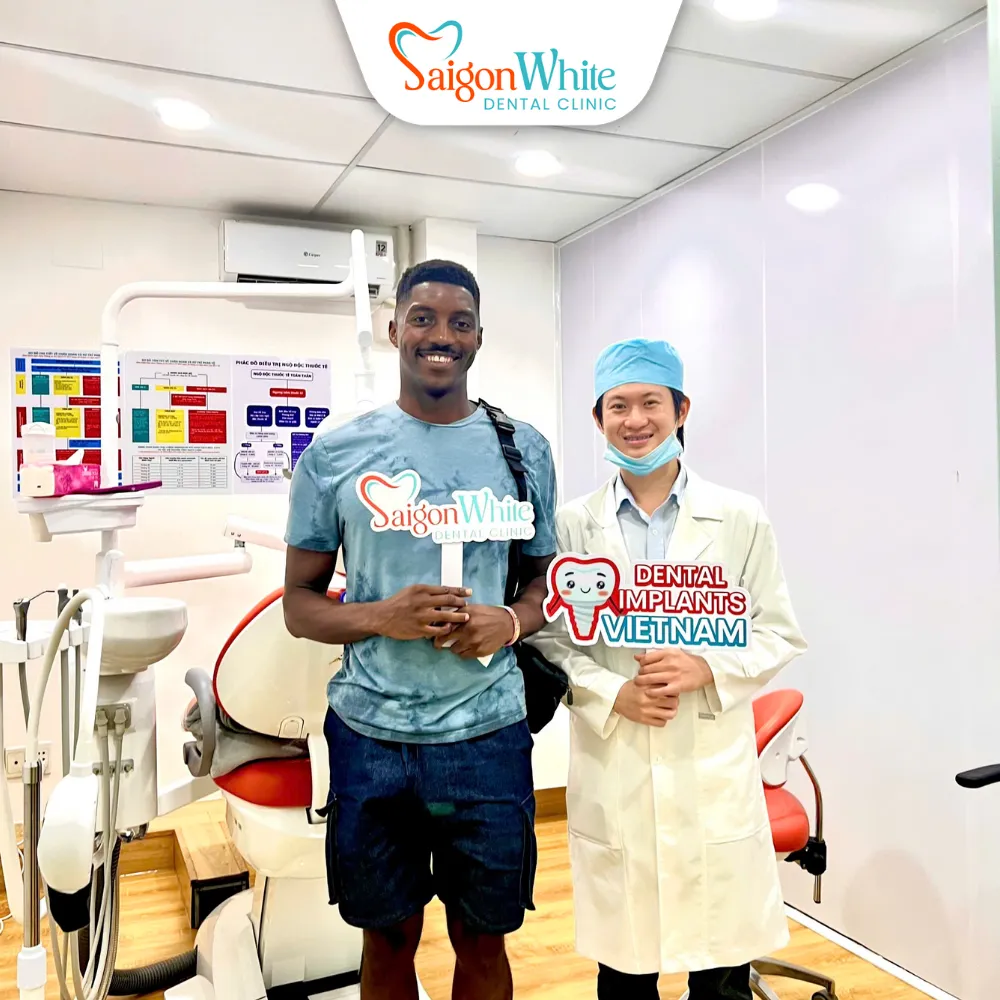 International patient satisfied after dental treatment
