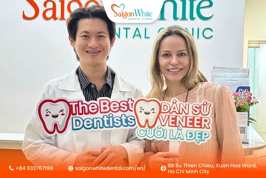 Customer gets veneer at Saigon White Dental Clinic