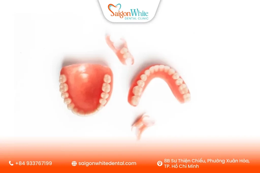 Răng tháo lắp nhựa cứng Acrylic