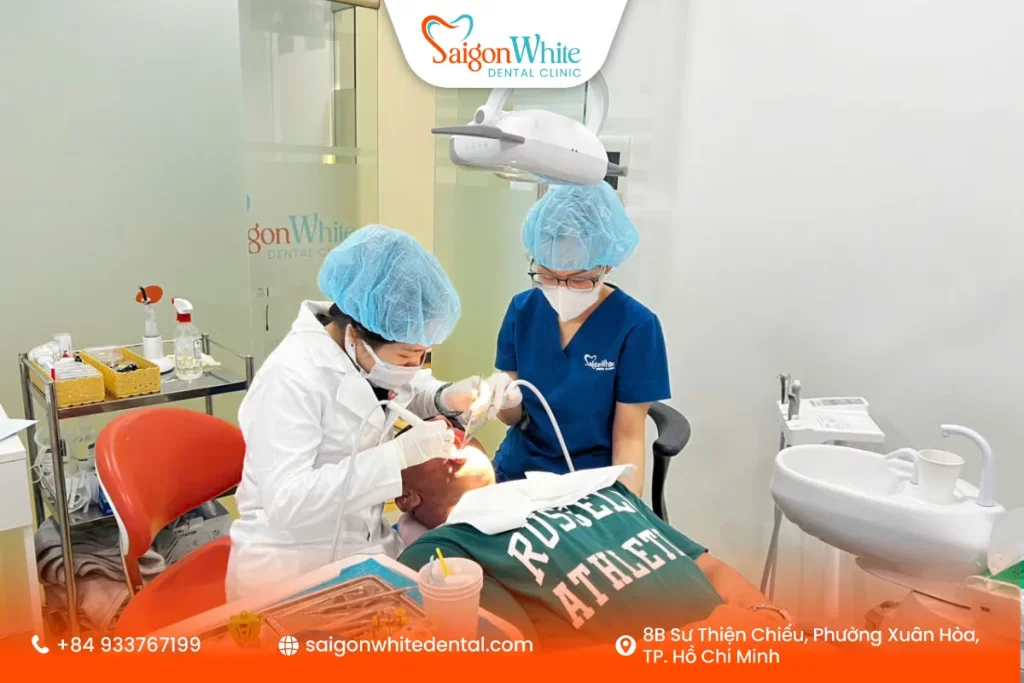 Vì sao nên điều trị răng bị lung lay tại Nha khoa Sài Gòn White?